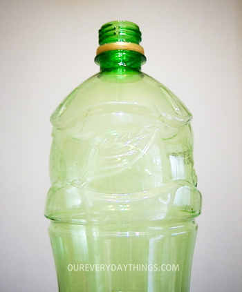 Craft Ideas  Plastic Bottles on When It Comes To Activity Ideas For Kids  I Personally Prefer To Re